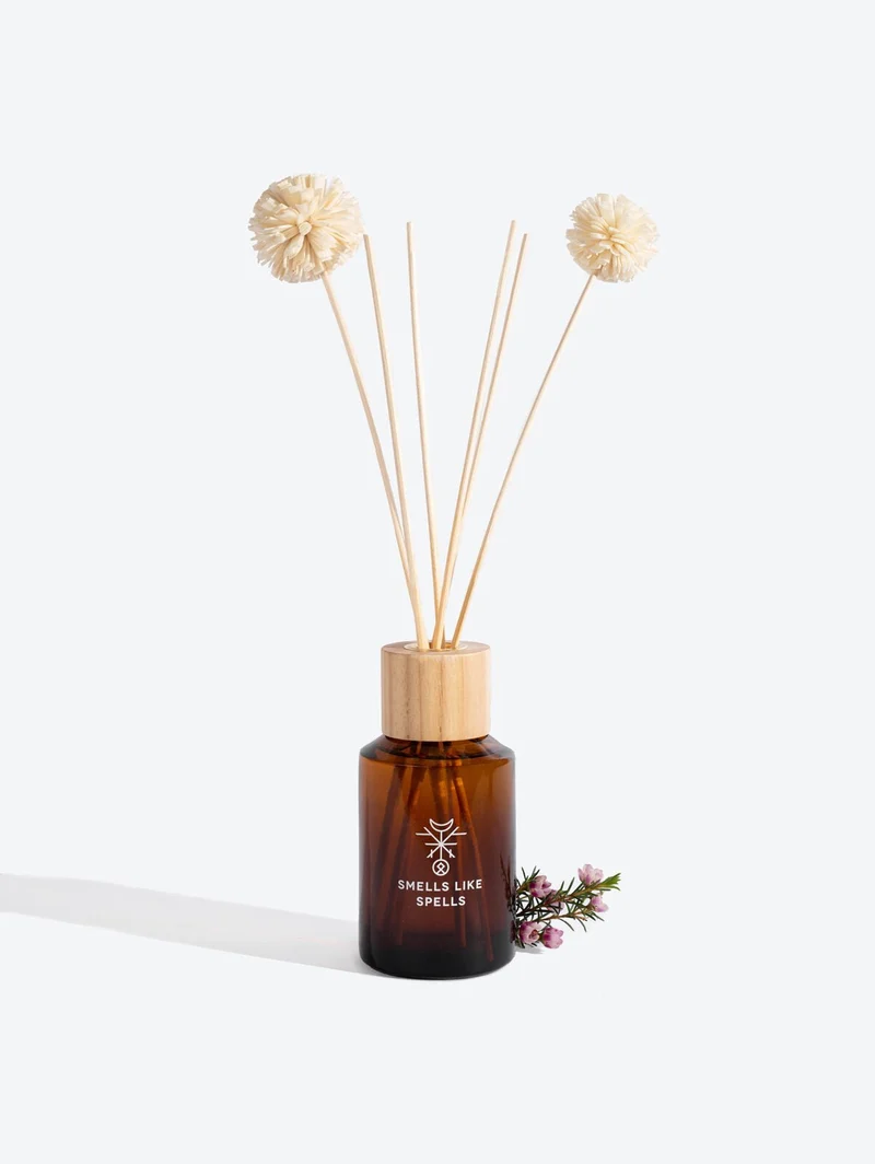 Smells Like Spells Huisparfum met Geurstokjes — DELLINGR (Norse Magic), 100 of 180 ml