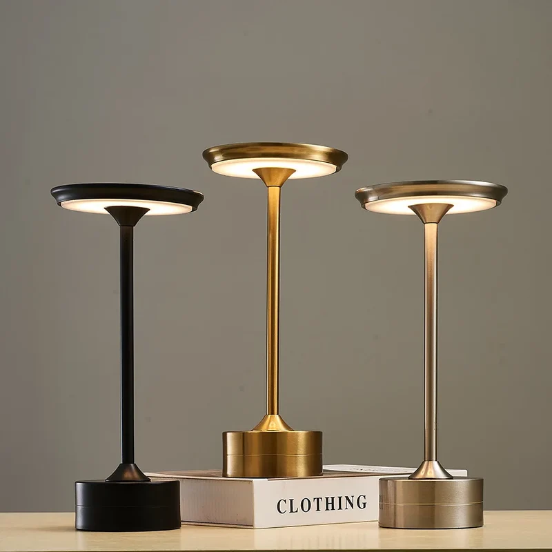 Draagbare Tafellamp Oplaadbaar met Touch Bediening en Drie Lichtstanden Metaal | Sansoti